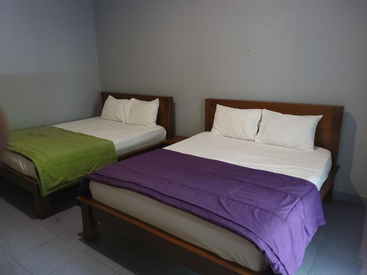 Ketapang Guesthouse Echo Beach Canggu Exterior photo